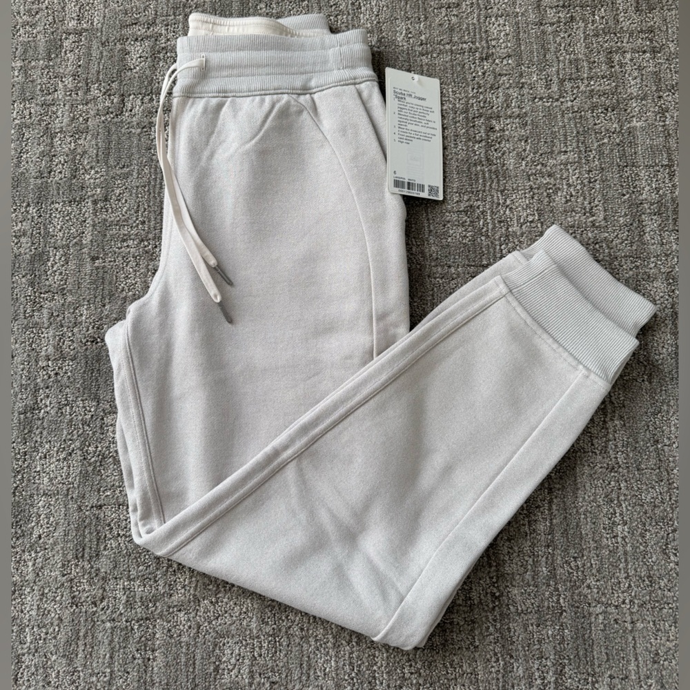 Lululemon Sparkle Scuba Joggers White Opal - 6